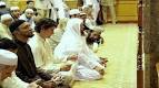 Resultado de imagem para justin trudeau praying in mosque
