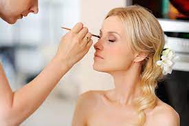 5 makeup tricks to make you look 10