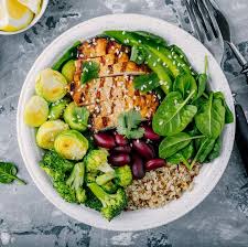We do not tolerate comments promoting eating disorder (ed) related behaviors. 20 Low Calorie High Protein Salads That Won T Leave You Hungry