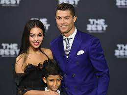 Cristiano ronaldo and georgina rodríguez children. Who Is Georgina Rodriguez Cristiano Ronaldo Attends Fifa Awards With New Girlfriend Goal Com
