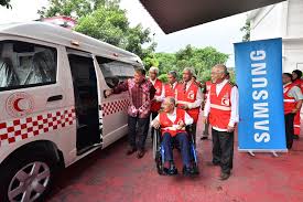 The statutory body carries out work involving disaster relief, fundraising, services and public education in. Samsung Malaysia Partners With Malaysian Red Crescent Society And Contributed Three Ambulances Technave