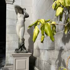 Greek Courtisane Phryne Statue