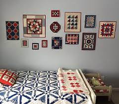 A Super Easy Way To Hang Mini Quilts