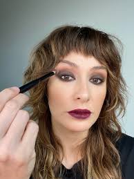 how to use makeup brushes illamasqua