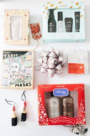 the best holiday beauty gift sets