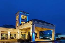 Other huntsville hotels can't beat our holiday inn® hotel our huntsville hotel is located just 14 miles from the huntsville international airport as well as convenient to numerous businesses and. Holiday Inn Express Hotel Suites Huntsville Pet Policy