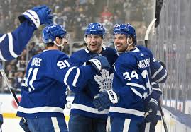 projecting the toronto maple leafs