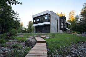 15 modern canadian houses in harmony