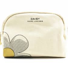 marc jacobs daisy white makeup