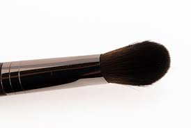150 precision blush brush brush