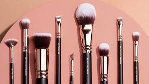 a makeup brushes guide for beginners 9