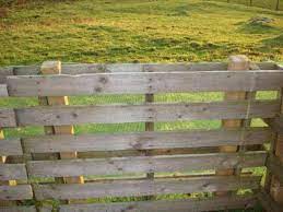Looking for privacy fence ideas? 8 Cheap Fencing Ideas Inspiration For The Frugal Gardener In 2021