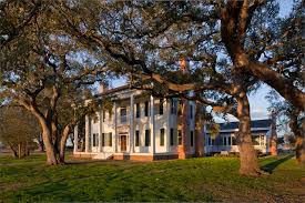 Outfit A Southern Plantation Style Home