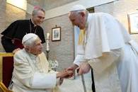 Le pape Benoît XVI est décédé. Images?q=tbn:ANd9GcR19jLimgRVspHuLp0hDi0WU6yzF7DSQdsD5b3z_dsOmg&s