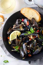 steamed mussels with white wine and