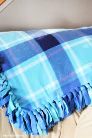 easy no sew fleece blanket