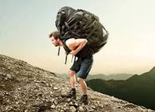 Wie schwer sollte ein Rucksack zum Wandern sein?
