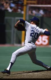 Don sutton's number 20 was retired by the los angeles dodgers in 1998. Sutton Records 300th Win Baseball Hall Of Fame