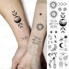 Tatouage autocollant temporaire imperméable pour enfants, transfert de  tatouages Flash, lune, soleil, étoile, univers, astronaute, femmes, hommes,  Art corporel | AliExpress
