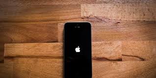 Here we focus on simple methods provided in clear and understandable format. 6 Ways To Fix An Iphone Stuck On The Apple Logo