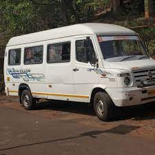 17 seater tempo traveller in pune