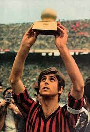 His birthday, what he did before fame, his family life, fun trivia facts, popularity rankings, and more. Bestand Milan Ac Gianni Rivera Ballon D Or 1969 Jpg Wikipedia
