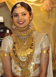 Samvritha sunil wedding pics ~ famous peoples wedding photos. Samvrutha Sunil Akhil Marriage Photos Vinodadarshan