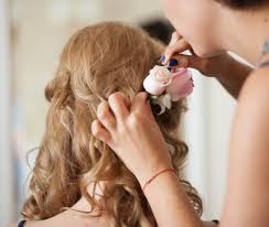 hot wedding and prom beauty trends