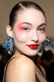 stunning beauty trends of 2017 makeup