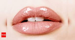 get kissable lips at home times of india