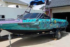 Boat wraps are a great alternative to paint as they are more affordable with vinyl wrapping, we put you in the design chair and give you full access to our design team to ensure your boat looks exactly how you want it to. Can Boats Be Vinyl Wrapped The Pros Cons And Cost Begin Boating