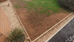 Wood Landscape Edging For Your Lawn