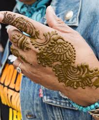 how to choose the best bridal mehandi