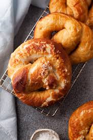 how to make homemade soft pretzels