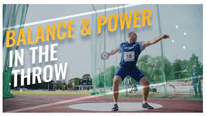 how to throw discus far with balance