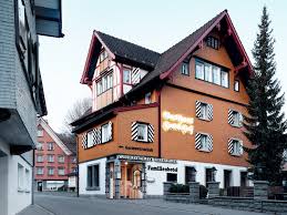 Da wir oft für unsere kunden unterwegs sind, rufen sie uns besser vorher an und vereinbaen sie einen termin: Gasthaus Hotel Hof Ag Schweiz Tourismus