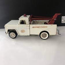 structo toy wrecker tow truck antiques