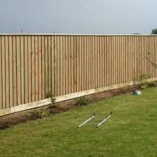 Wooden fences can break more easily than stone walls when battered with a maul or rocks from a catapult. Feather Edge Board Closeboard Pressure Treated Free Delivery Available