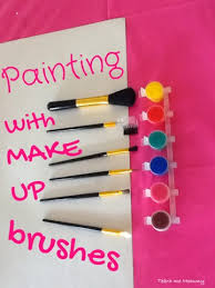 painting with make up brushes teach