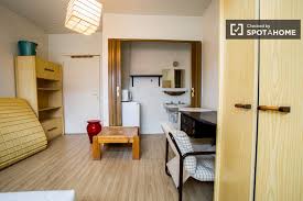 Wir vermieten eine renovierte 5zimmer wohnung ,küche,bad,gästewc und ein. Vermietung Von Wohnungen Und Zimmern Pro Monat In Brussel Spotahome
