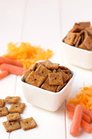 Need some new ideas for carrots? 4 Ingredient Cheesy Carrot Crackers Super Healthy Kids