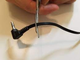 How to Fix Broken Headphones