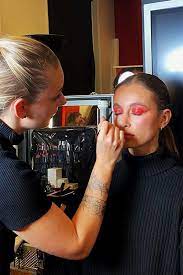 graduation makeup artist course