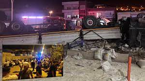 SON DAKİKA Mardin Derik Haberleri || Mardin'de TIR takla attı! Çok sayıda  kişi hayatını kaybetti... - Haberler Milliyet