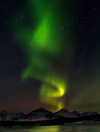 How To Photograph The Aurora Borealis Nature S Night Light Photography Tipsandtricks Howto Northern Aurora Borealis Nature Photography Travel Photography