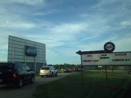 Of the 320 showings, 94 will be in texas. 16 Of The Best Drive In Movie Theaters In America Cheapism Com
