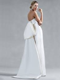 Tutte le tendenze per rompere con la tradizione | abiti da sposa. Pin Su Wedding Dress