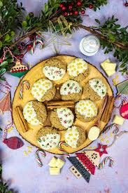 Enjoy a happy, healthy christmas with this array of tempting and easy recipes that are less about fuss and more about flavour. Kid S Christmas Snacks Hungry Healthy Happy