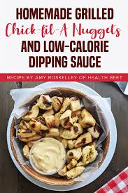 nuggets and low calorie dipping sauce