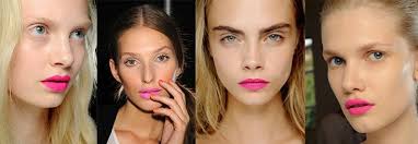 makeup trend bright pink lipstick